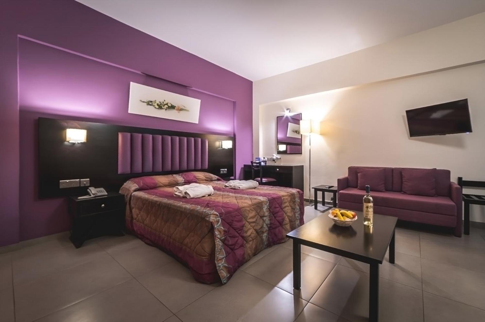 Hotel apartamentowy Kefalos Damon Pafos