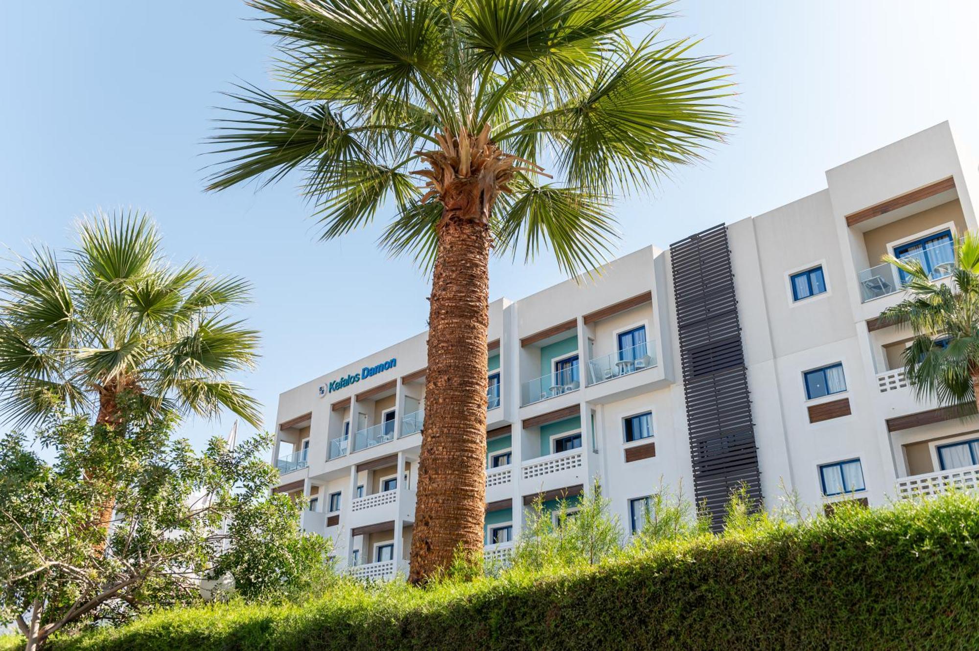 Aparthotel Kefalos Damon Paphos