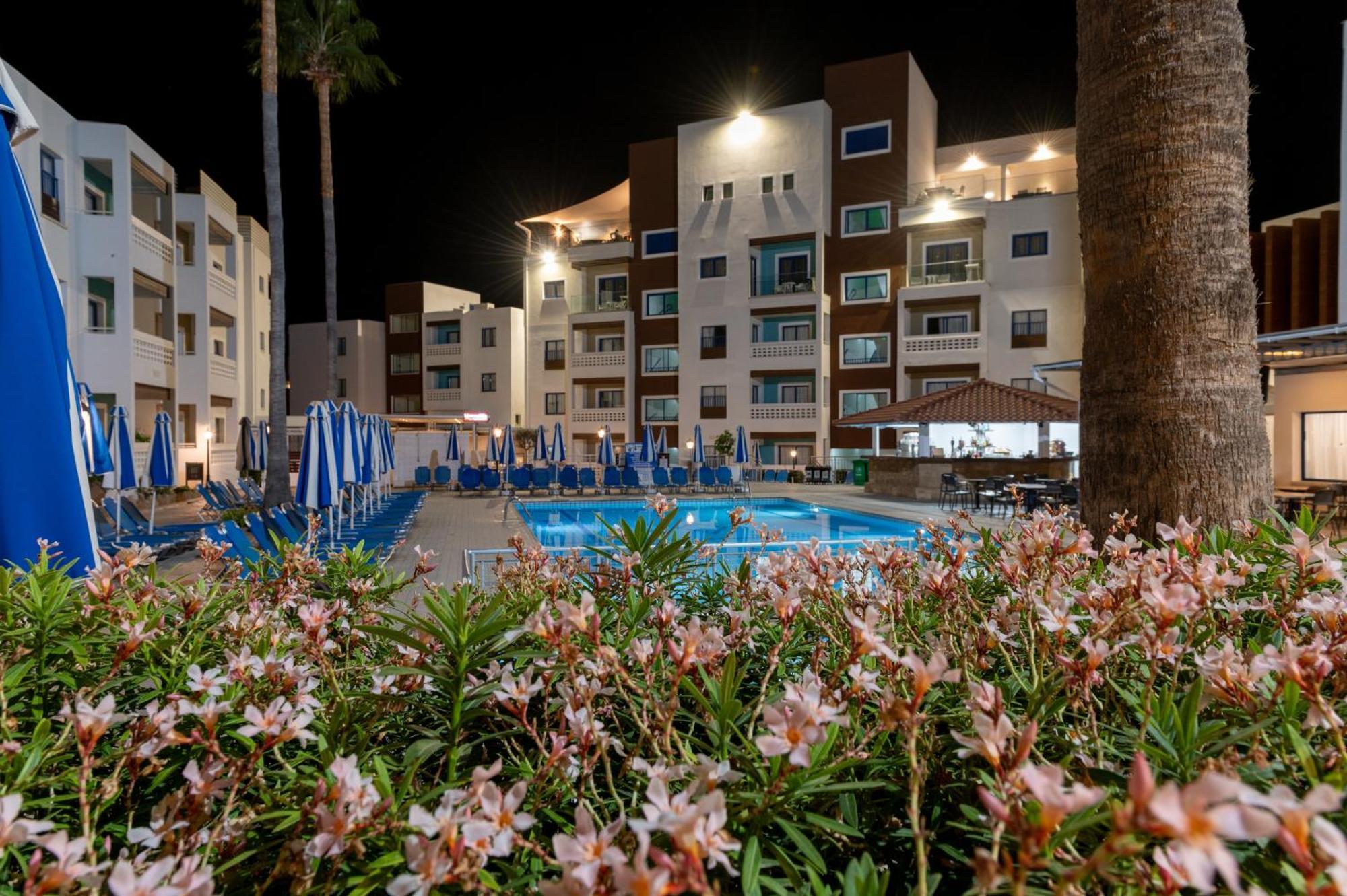 Kefalos Damon Hotel apartamentowy