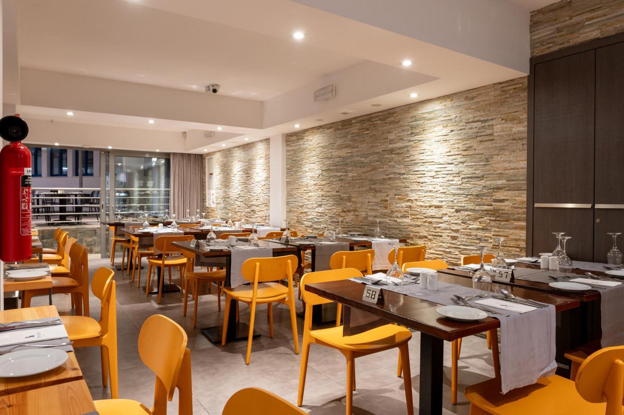 Kefalos Damon Hotel apartamentowy