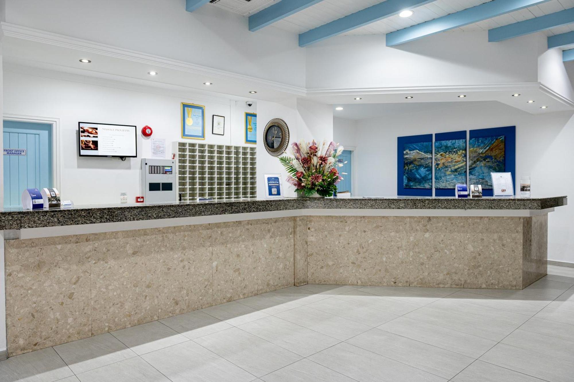 Kefalos Damon Aparthotel Paphos