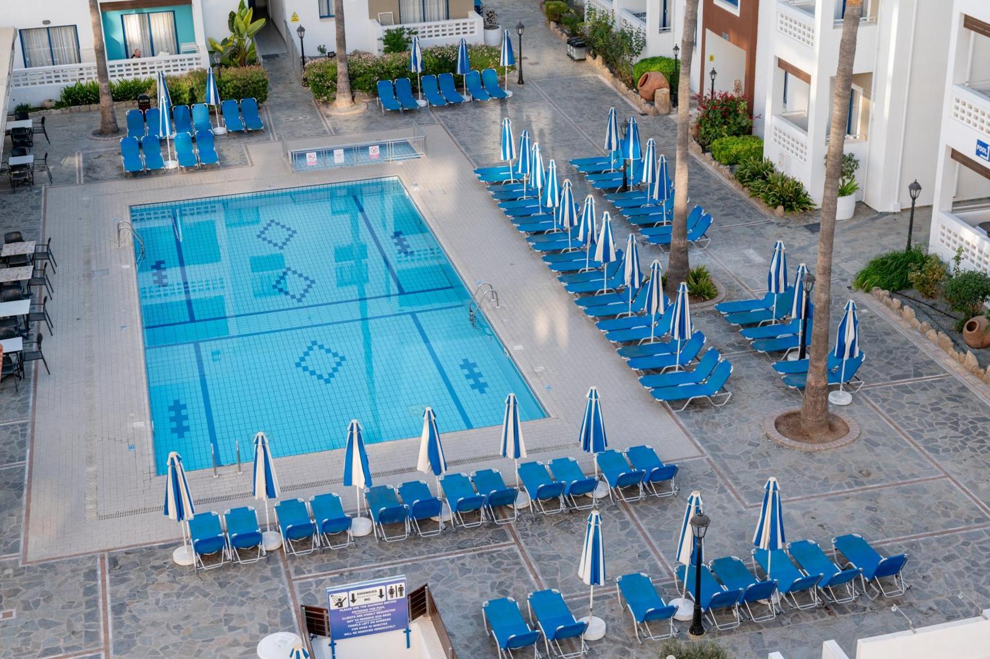 Kefalos Damon Hotel apartamentowy 3*